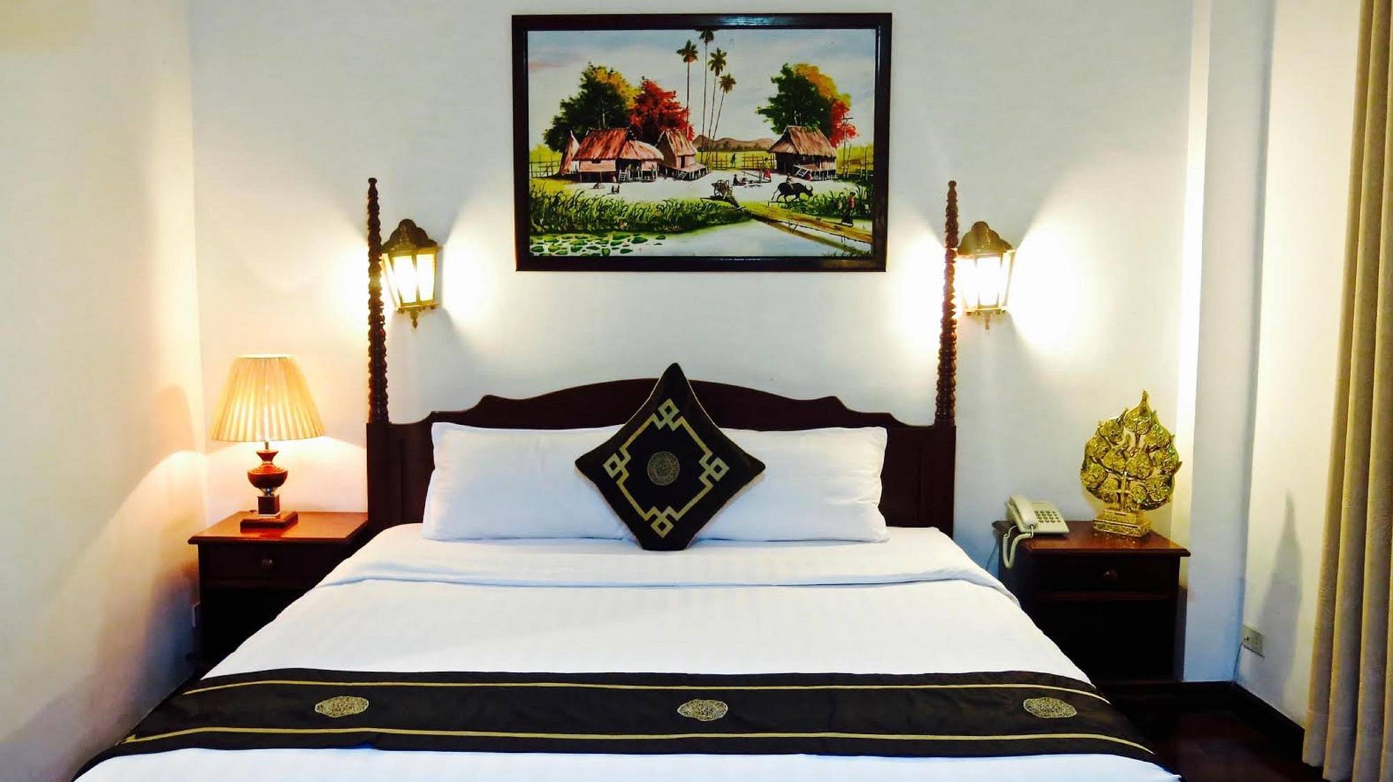 คำปัน บูทิก โฮเต็ล Hotel Ban Nongdouang ภายนอก รูปภาพ