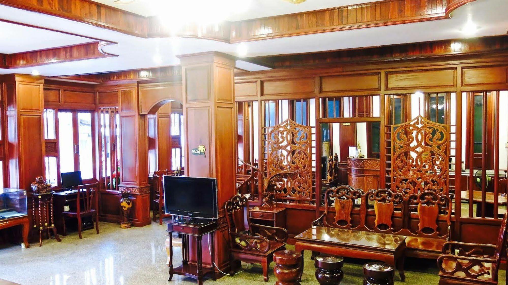 คำปัน บูทิก โฮเต็ล Hotel Ban Nongdouang ภายนอก รูปภาพ